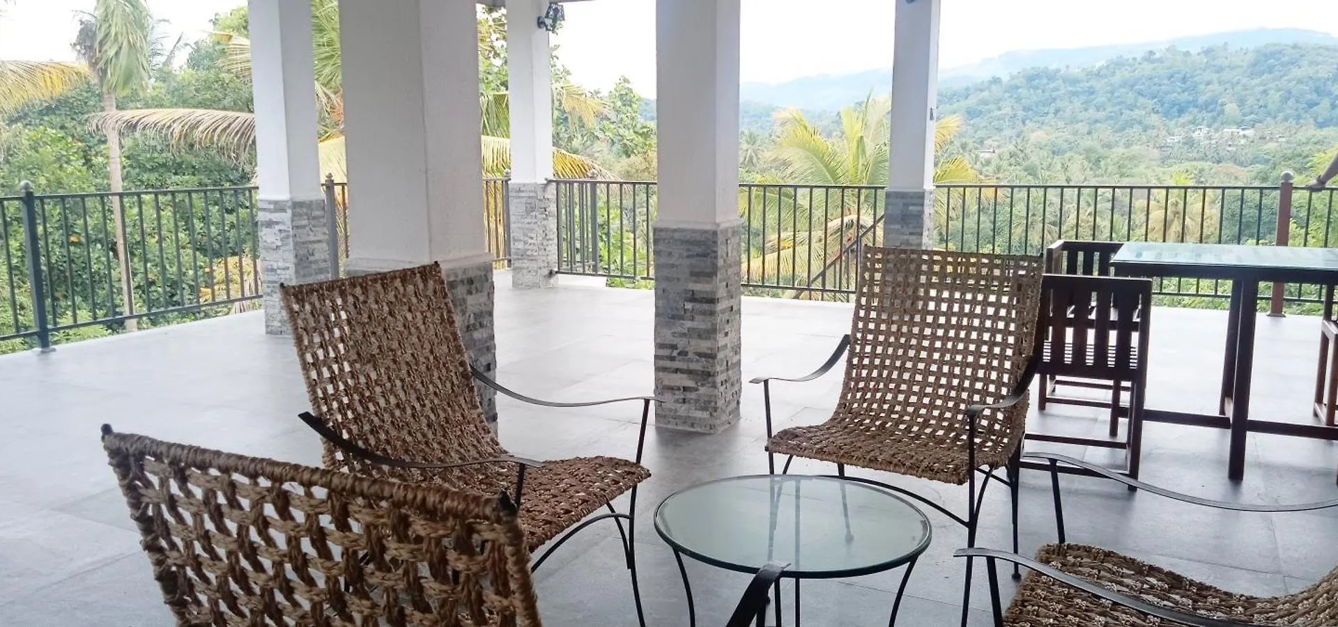 Johans Villa Kandy Sri Lanca